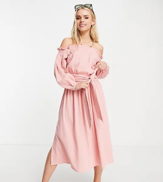 Нежно-розовое пляжное платье макси из жатой ткани со спущенными плечами ASOS DESIGN Petite-Розовый цвет