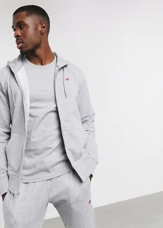 Свитшот серого цвета на сквозной молнии с маленьким логотипом New Balance-Серый