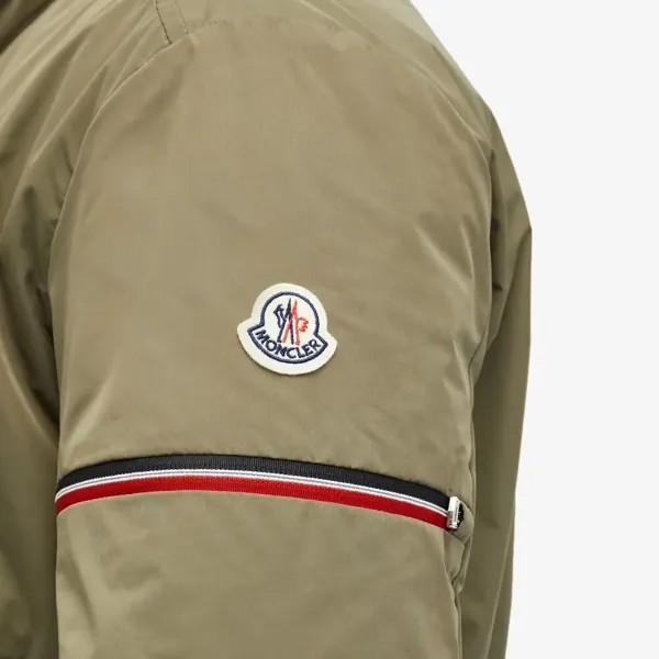 Moncler Ruinette Микро-мягкая нейлоновая куртка, зеленый