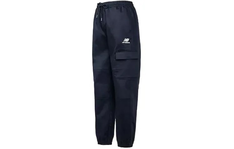 Трикотажные спортивные штаны женские черные New Balance