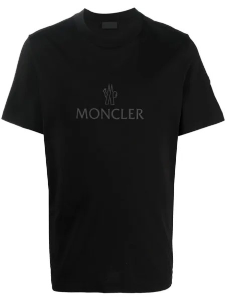 Moncler logo-print short-sleeved T-shirt, черный
