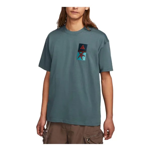 Футболка Nike ACG Patch T-Shirt 'Faded Spruce', зеленый
