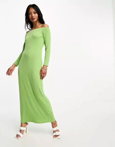 Гламурное трикотажное платье миди с открытыми плечами зеленого цвета Glamorous