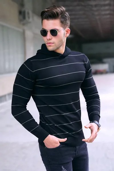 Черный мужской свитер с капюшоном 5623 MADMEXT