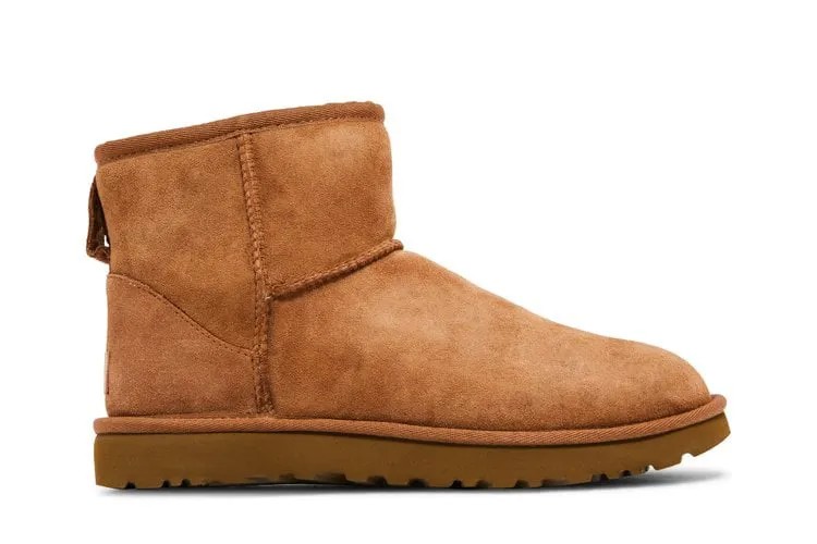Ботинки UGG Wmns Classic Mini II Boot, коричневый