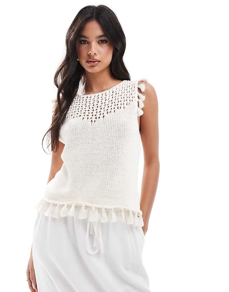 ASOS DESIGN – Кремовая трикотажная майка с отделкой кисточками