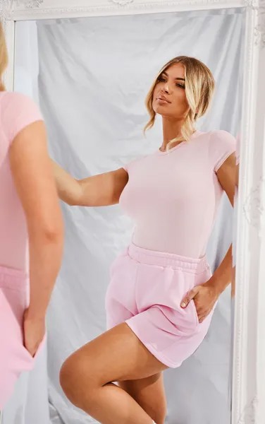 PrettyLittleThing Розовые спортивные шорты с карманами для бега Baby Pink