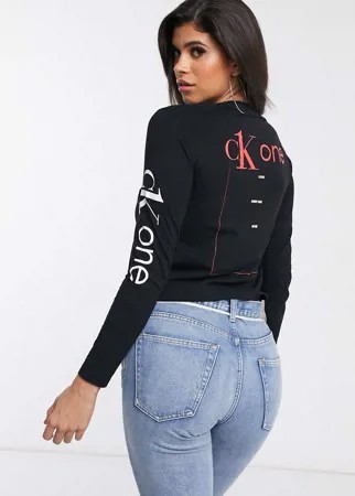 Черный лонгслив с принтом розы и логотипом Calvin Klein Jeans CK1