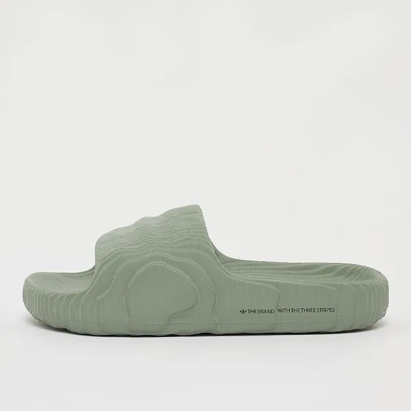 Шлепанцы adilette 22 Badelatschen adidas Originals, цвет silver green/silver green/core black