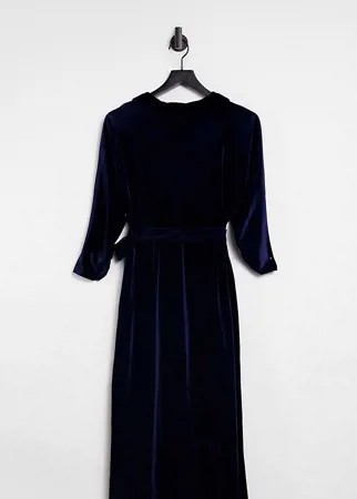 Темно-синее бархатное платье миди с запахом ASOS DESIGN Curve-Темно-синий