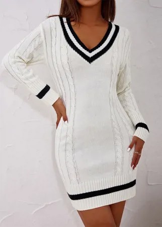 Платье-свитер в полоску вязаный