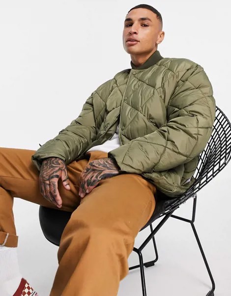 Стеганый бомбер из переработанных материалов оливкового цвета Topman-Зеленый цвет