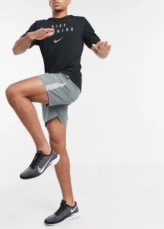 Серые шорты длиной 7 дюймов Nike Running Dry-Серый