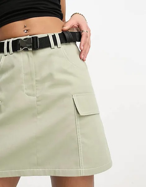 Плиссированная мини-юбка карго в стиле милитари Miss Selfridge цвета хаки с контрастной строчкой и ремнем с пряжкой