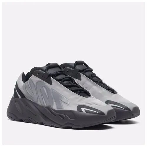 Кроссовки adidas Originals YEEZY BOOST 700 MNVN, демисезон/зима, повседневные, светоотражающие элементы, размер 38.5, серебряный