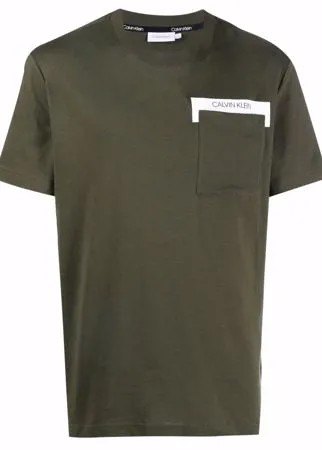 Calvin Klein футболка с накладным карманом