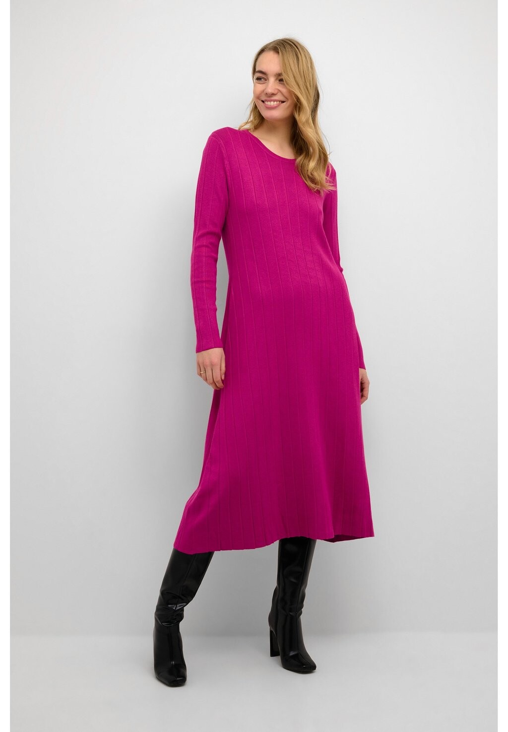 Трикотажное платье Crvillea Kim Fit Cream, цвет fuchsia red