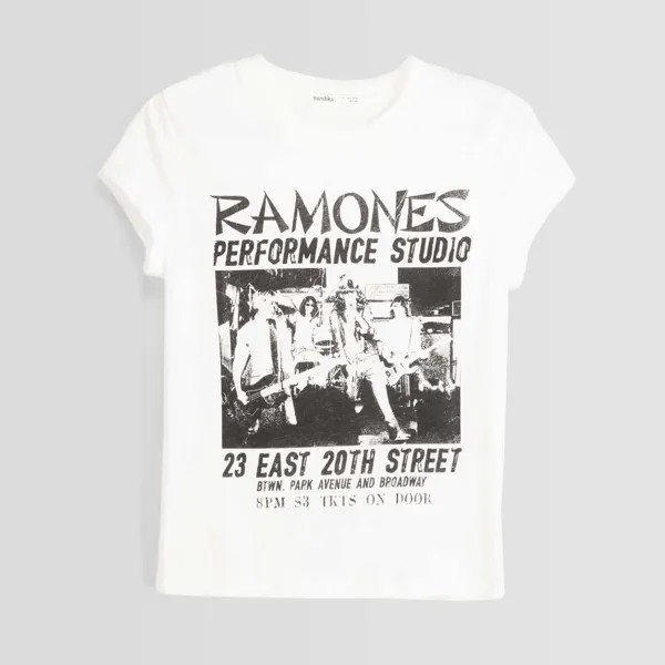 Футболка Bershka Short Sleeve Ramones Print, белый