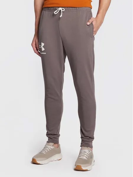 Спортивные брюки стандартного кроя Under Armour, серый