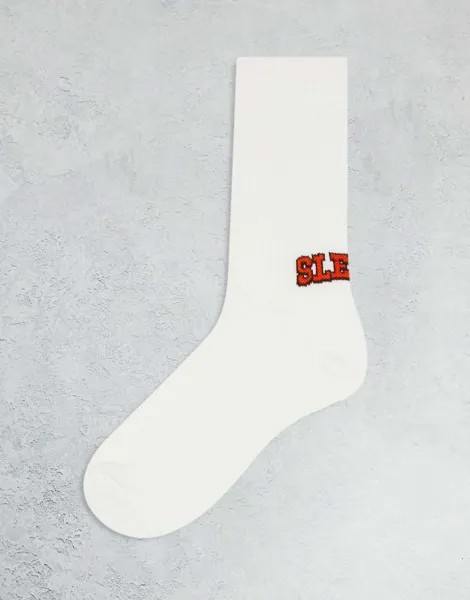Белоснежные спортивные носки со сонной надписью ASOS DESIGN