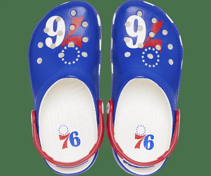 Классические сабо NBA Philadelphia 76ers Crocs женские, цвет White