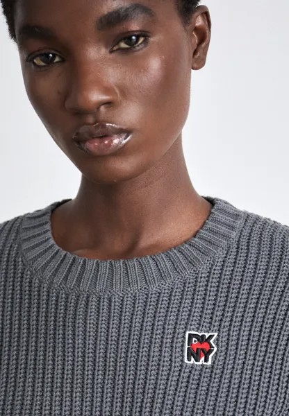 Джемпер ROUND NECK SLOUCHY DKNY, цвет Dark Grey