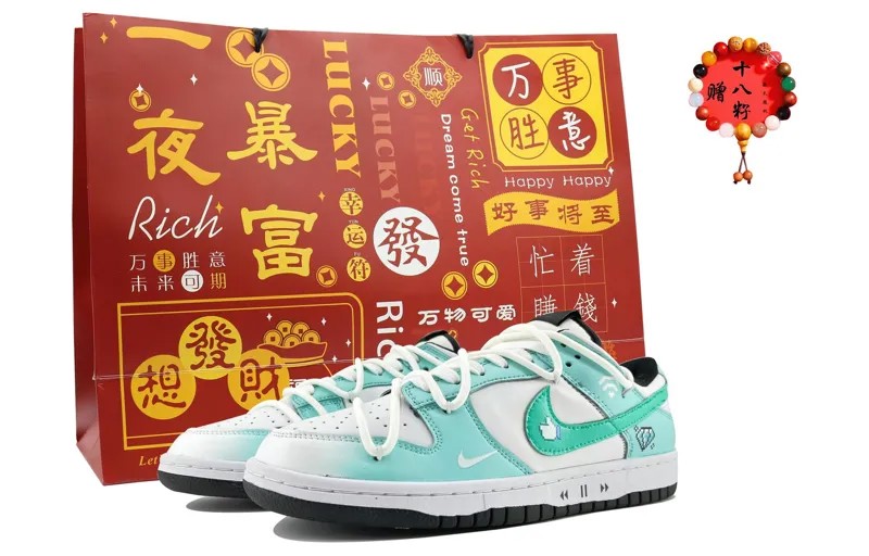 Кроссовки Nike Dunk Skateboarding Shoes Women's Low-top White, зеленый