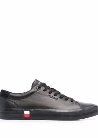 Tommy Hilfiger кеды с логотипом