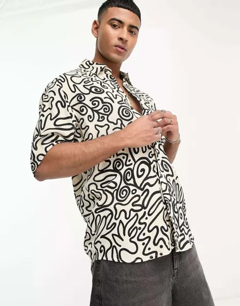 Черно-белая рубашка с геометрическим принтом Pull&Bear