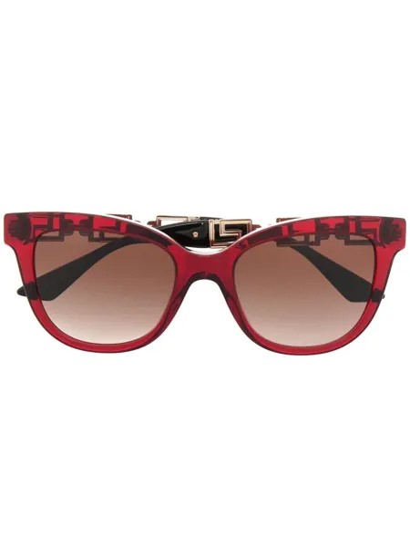 Versace Eyewear солнцезащитные очки в оправе 'кошачий глаз' с декором Greca