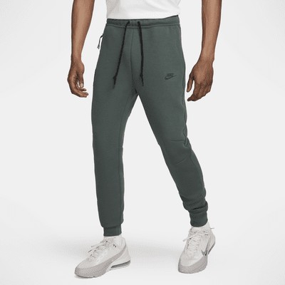 Джоггеры Nike Sportswear Tech Fleece, цвет Vintage Green/Black