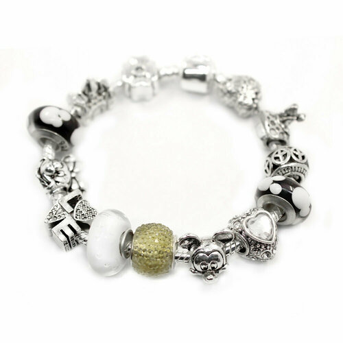 Браслет-цепочка Handinsilver ( Посеребриручку ) Браслет с шармами на основе из бижутерной стали, стразы, муранское стекло, стекло, 1 шт., размер 17 см, черный