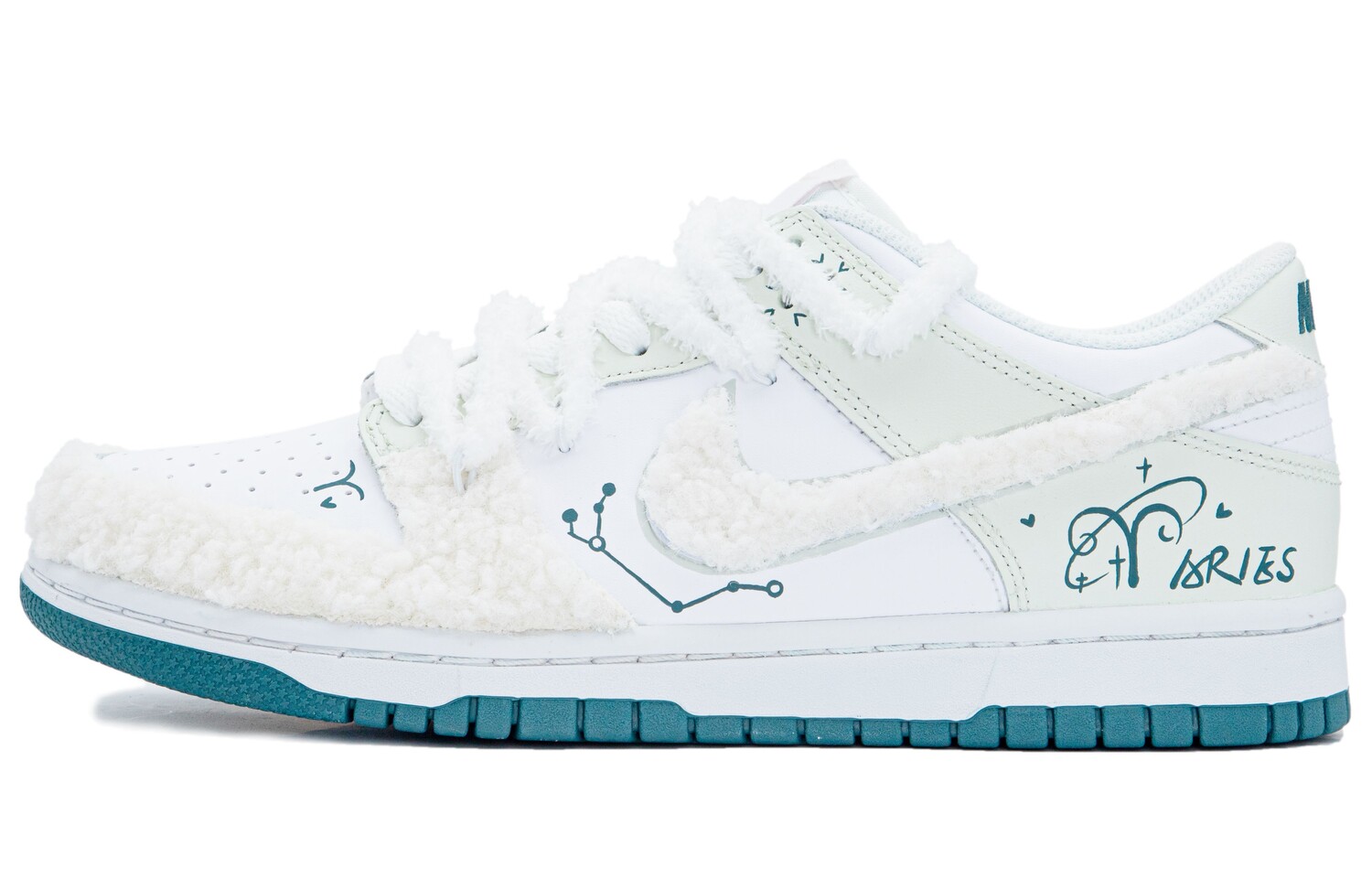 Кроссовки Nike Dunk Skateboarding Shoes Women's Low-top White/green, зеленый