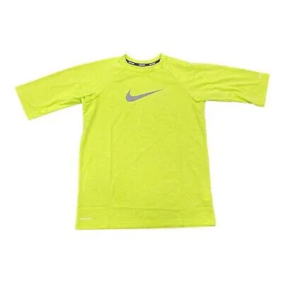 Рубашка с короткими рукавами и рашгардом Nike для мальчиков Swoosh It Dri Fit UPF 40+ (зеленая