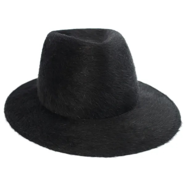 Черная шляпа с мехом