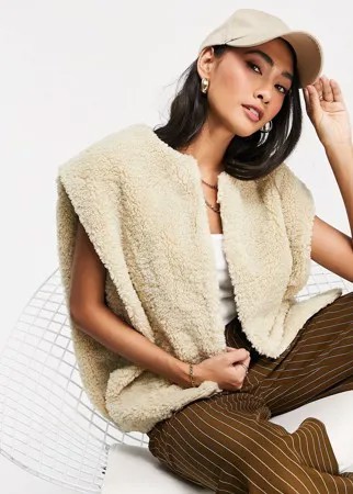Кремовый жилет из искусственного меха Vero Moda-Белый