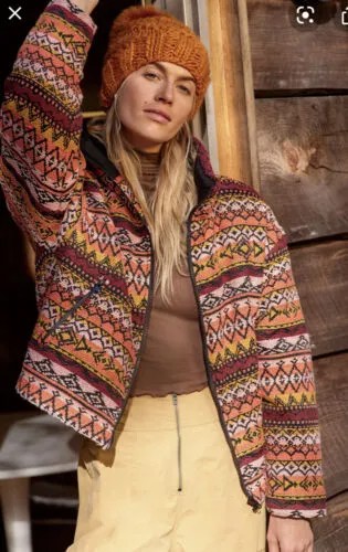 Вязаная куртка-пуховик с вышивкой Free People Was It Even Real Aztec, S $348