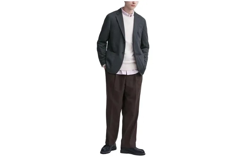 Деловой костюм мужской темно-серый Uniqlo, темно-серый