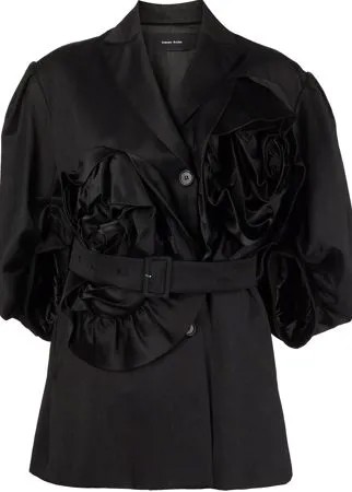 Simone Rocha атласная блузка с цветочной аппликацией и поясом