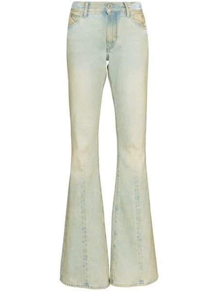The Attico расклешенные джинсы Rachel с эффектом потертости