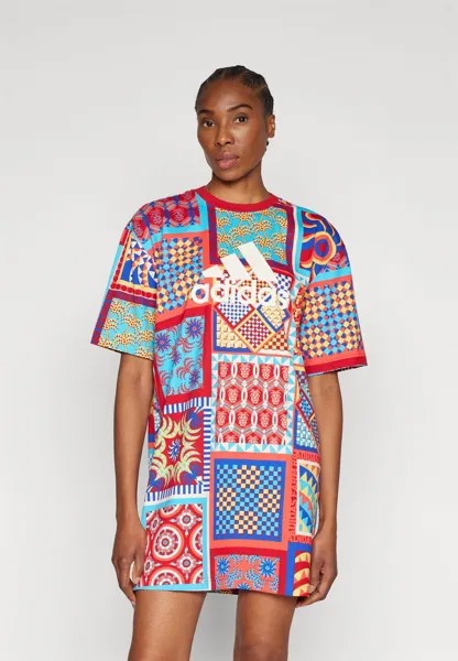 Платье из джерси ADIDAS X FARM DRESS SLIM adidas Sportswear, цвет bold blue/power red