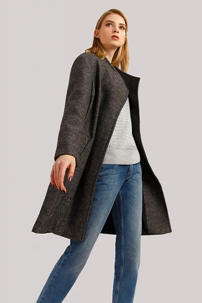 Пальто женское Finn Flare B19-110111 черное XS