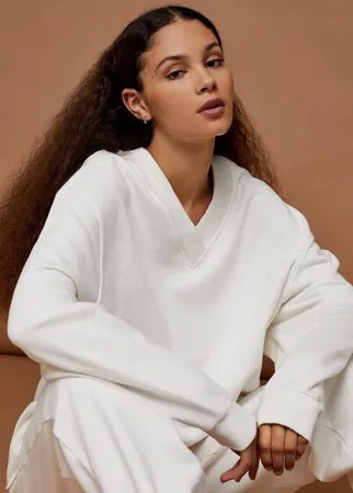 Кремовый свитшот с V-образным вырезом и необработанной кромкой Topshop Premium Leisure-Белый