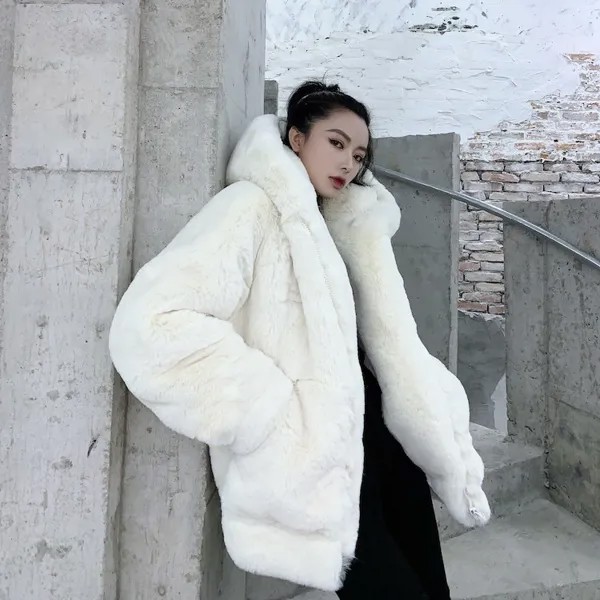 Женское свободное плюшевое меховое пальто, Корейская утепленная толстовка средней длины с капюшоном, имитация кролика, зима 2021