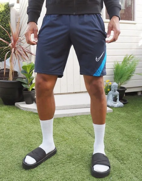 Синие шорты с принтом Nike Football-Синий