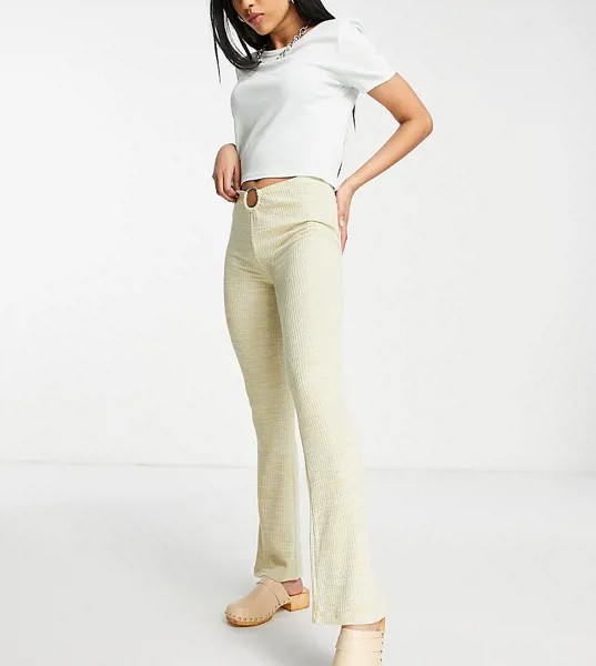 Расклешенные брюки с окраской шенье цвета экрю и декором спереди Topshop Petite-Белый
