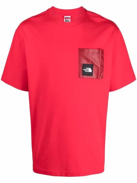 The North Face футболка с карманом и логотипом
