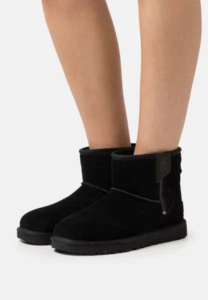 Ботинки UGG CLASSIC MINI BAILEY ZIP, черный