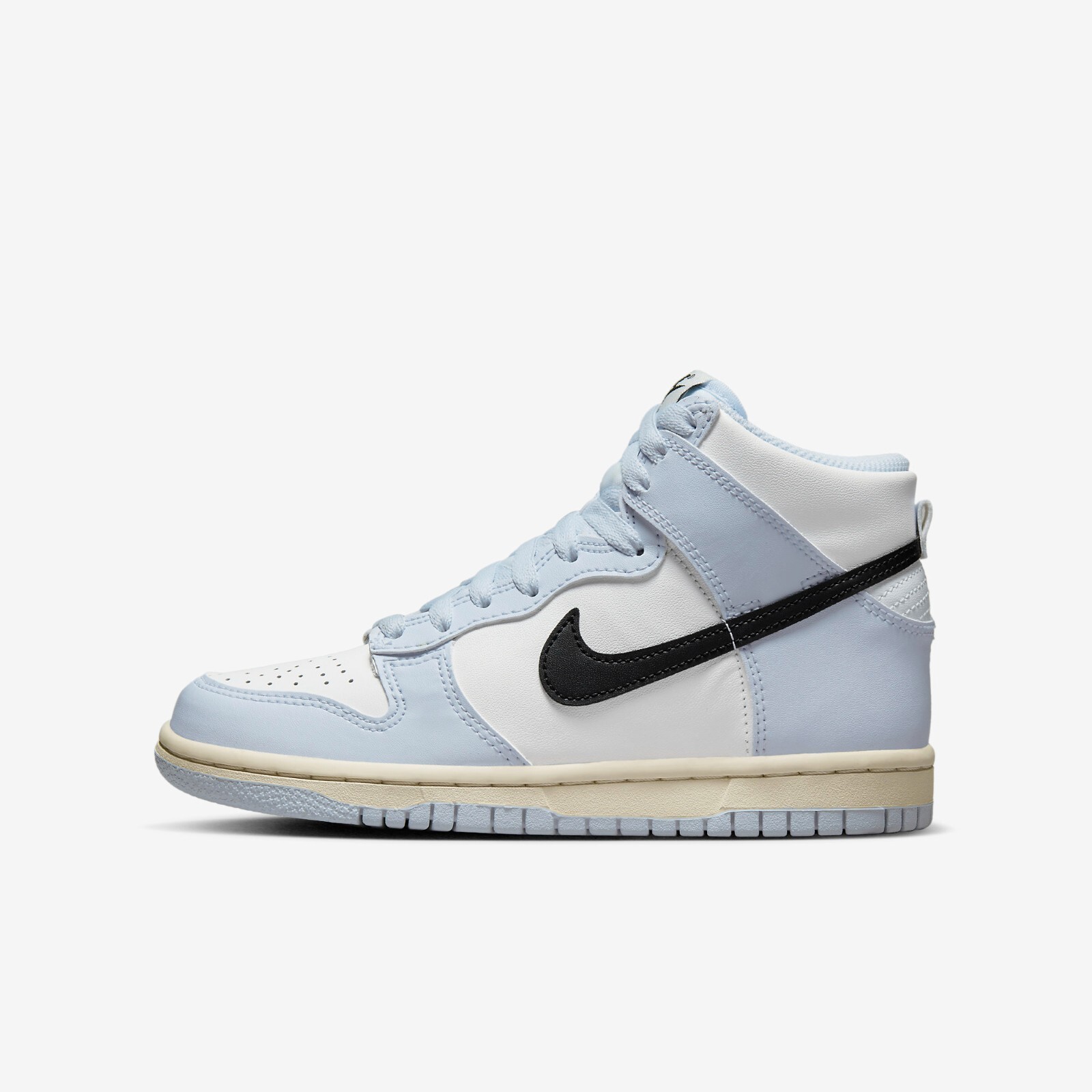 Серые кроссовки Nike Dunk High Football GS DB2179-110