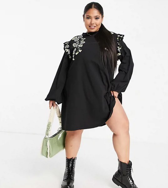 Черное свободное платье мини с оборками на плечах и вышивкой ромашек ASOS DESIGN Curve-Черный